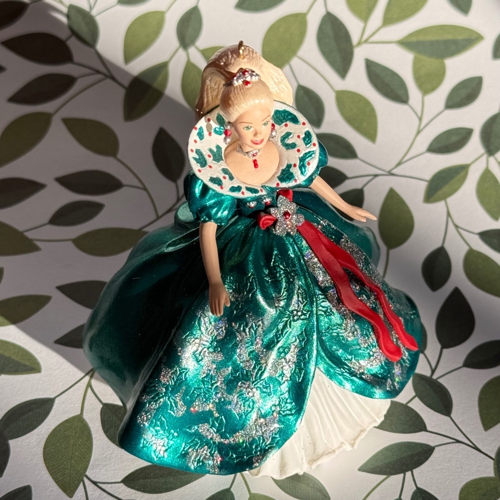 VINTAGE HOLIDAY BARBIE Ornament